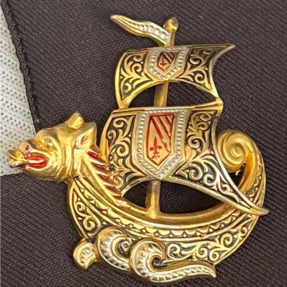 Vtg Damascene style dragon ship, brooch, pin in gold tone Spanish Galleon EUC - Picture 4 of 7